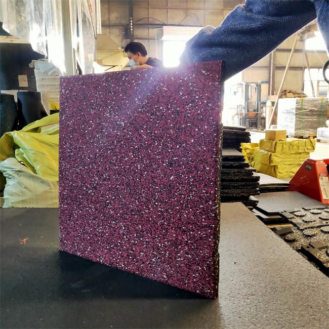 Tappetini in gomma EPDM per palestra